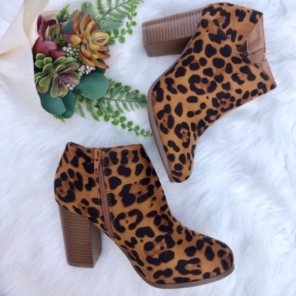 LAST - SABER "Meow" leopard print Bootie - Picture 2 of 6